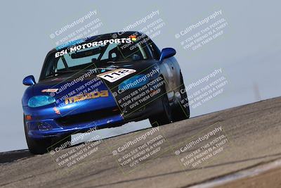 media/Oct-26-2025-CalClub SCCA (Sun) [[8ce1e69566]]/Group 5/Grapevine/